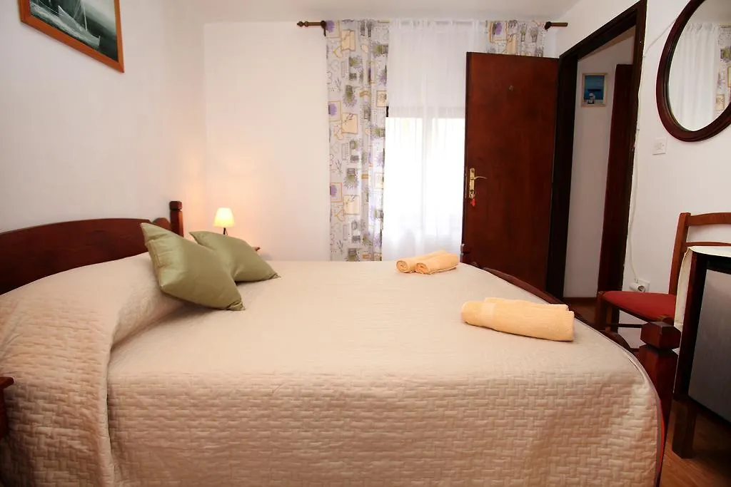 Rooms & Studio Stipcic Kroatien