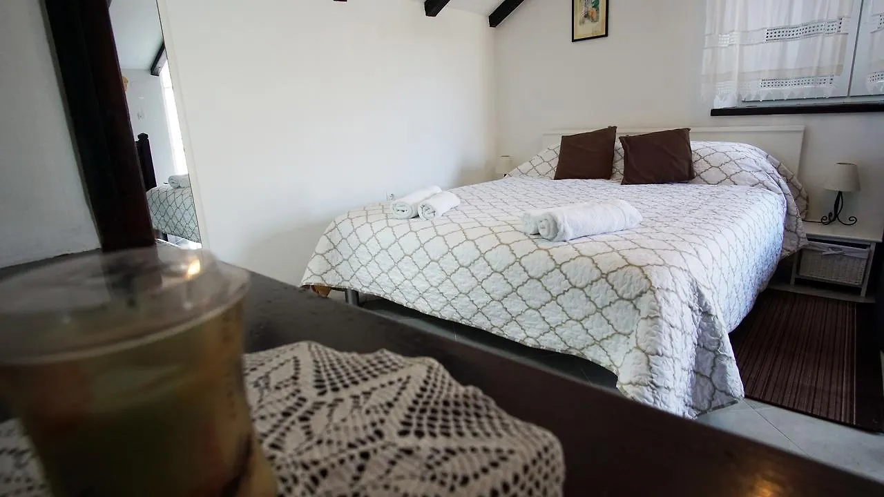 Rooms & Studio Stipcic 3*, Trogir Kroatien